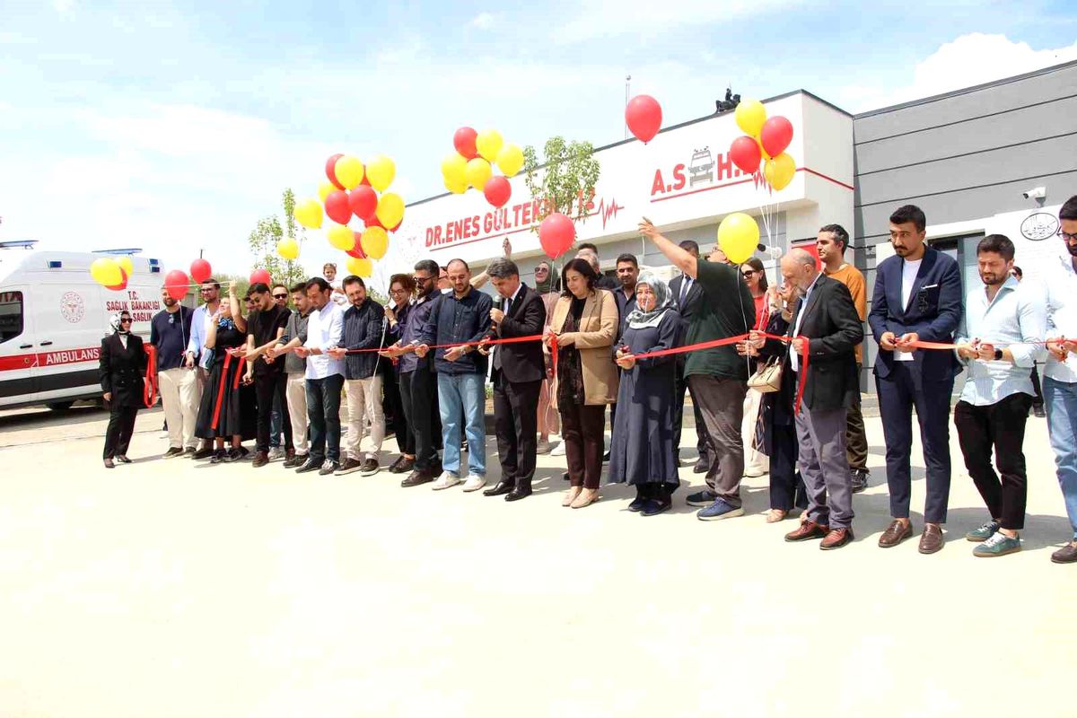 Grand Kartal Otel Yangınında Ailesini Kaybeden Yüksel Gültekin'in Yaptırdığı Sağlık İstasyonu ve Şadırvan Açıldı