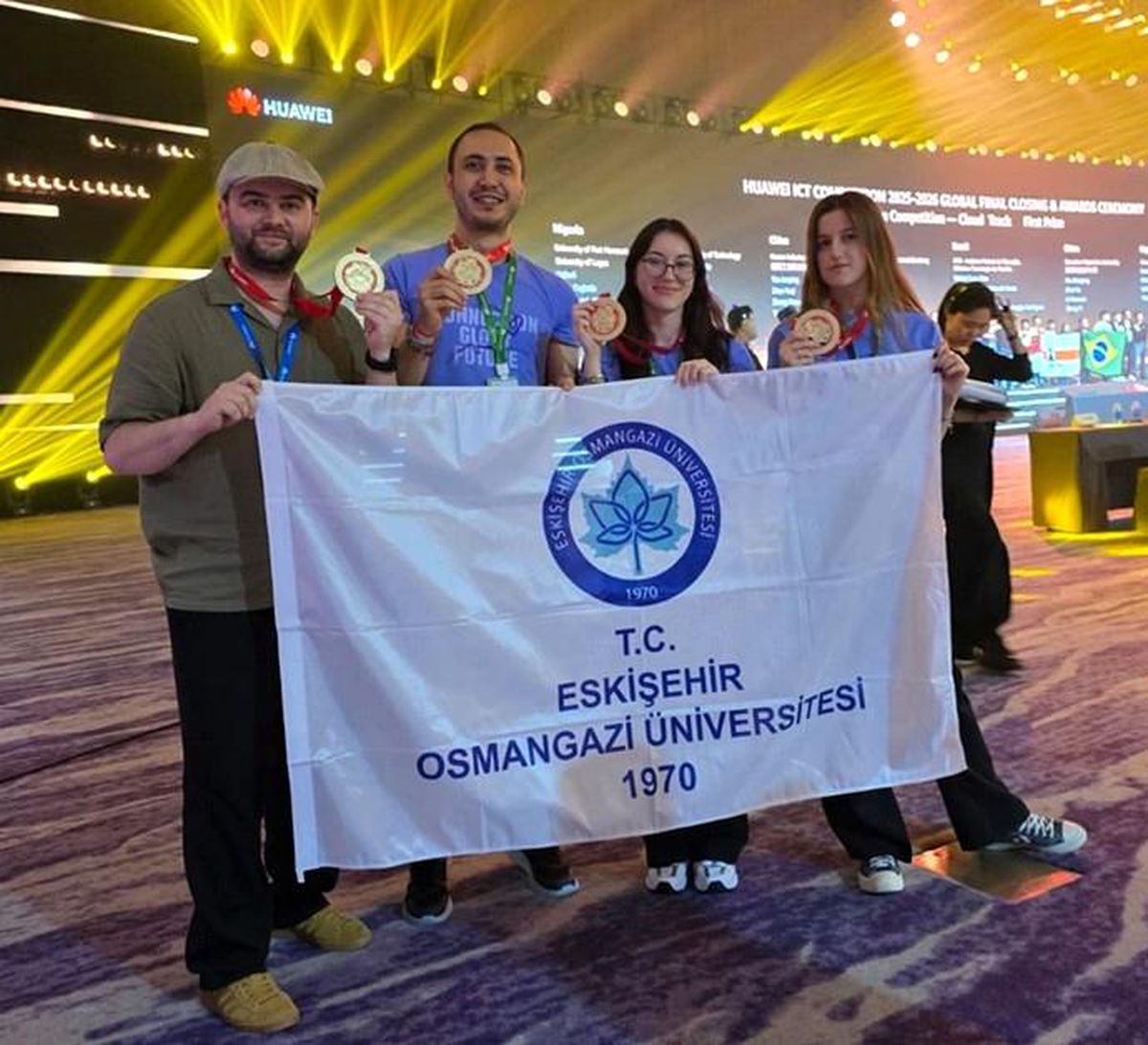 ESOGÜ öğrencileri dünya ikincisi