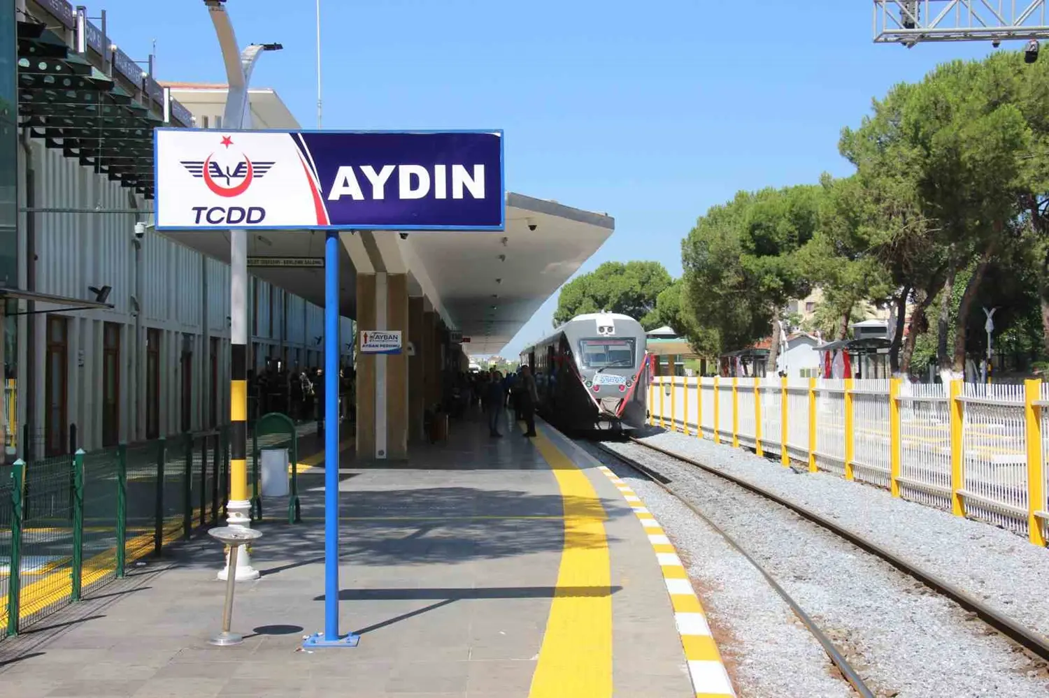 Aydın'da AYBAN Banliyö Hattı ulaşıma açıldı