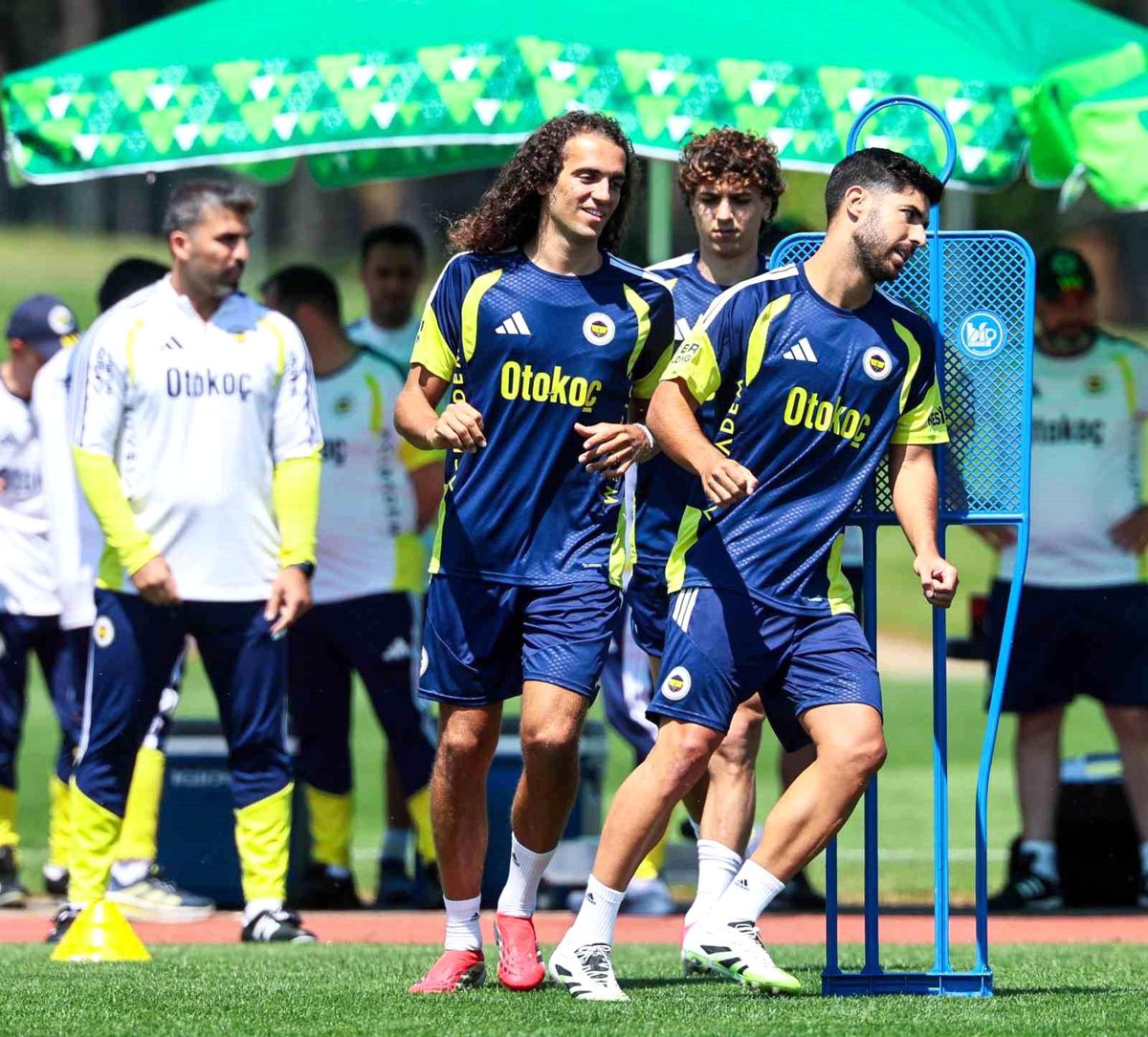 Fenerbahçe, Topuk Yaylası'nda hazırlıklarını sürdürüyor