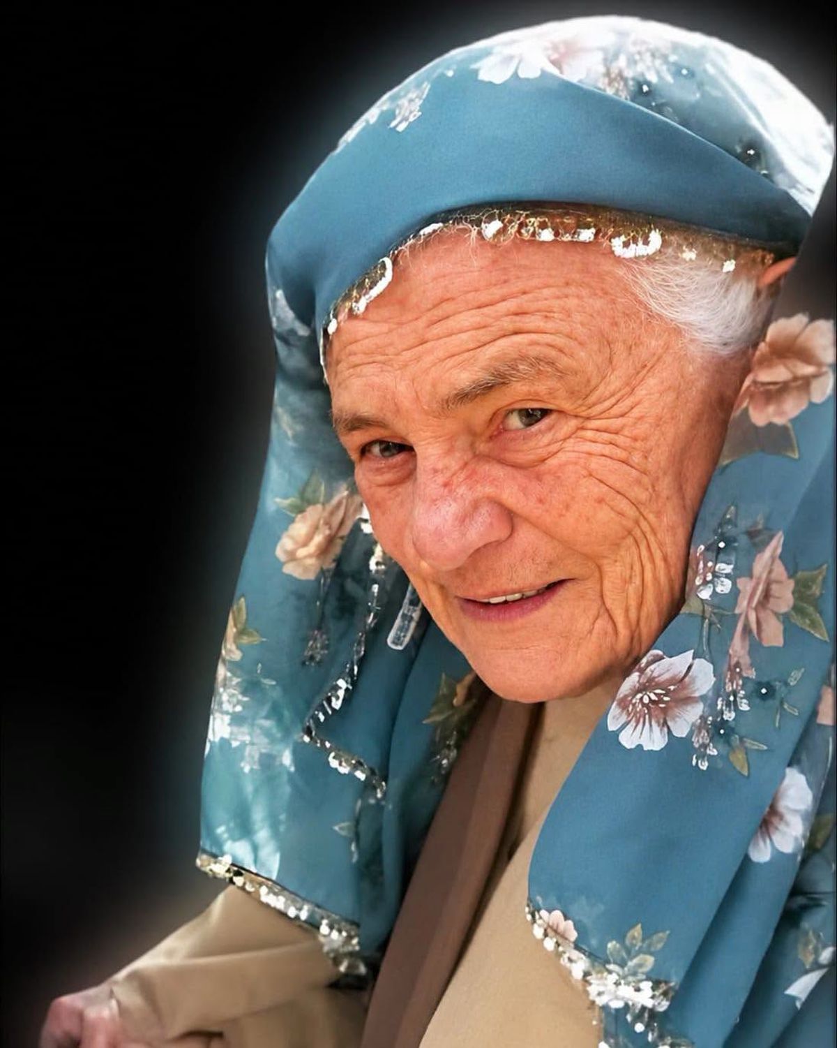 Soner Arıca'nın annesi Altun Arıca son yolculuğuna uğurlandı