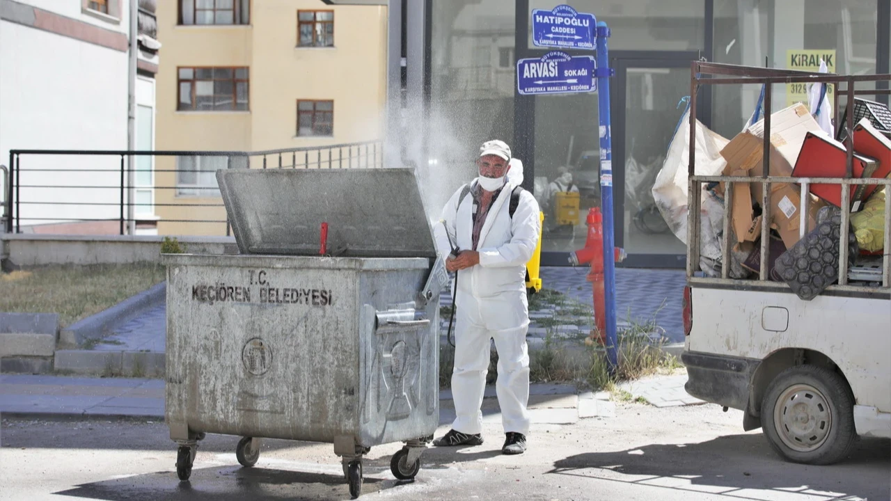 Keçiören'de kesintisiz temizlik mesaisi