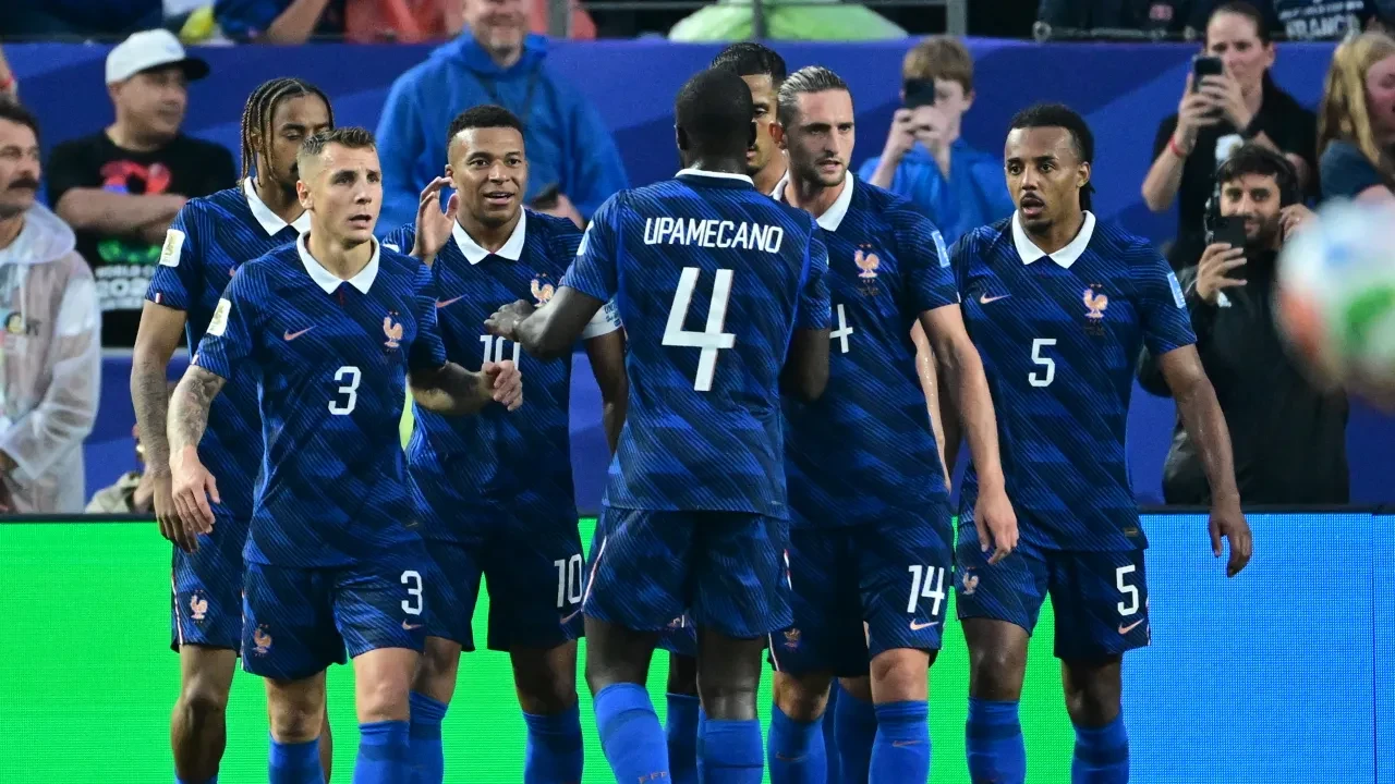 Mbappe Irak karşısında şov yaptı! Fransa turu garantiledi