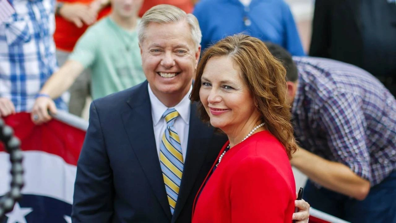 Ölümü soru işaretleri yaratmıştı! Lindsey Graham'ın yerine kız kardeşi atandı