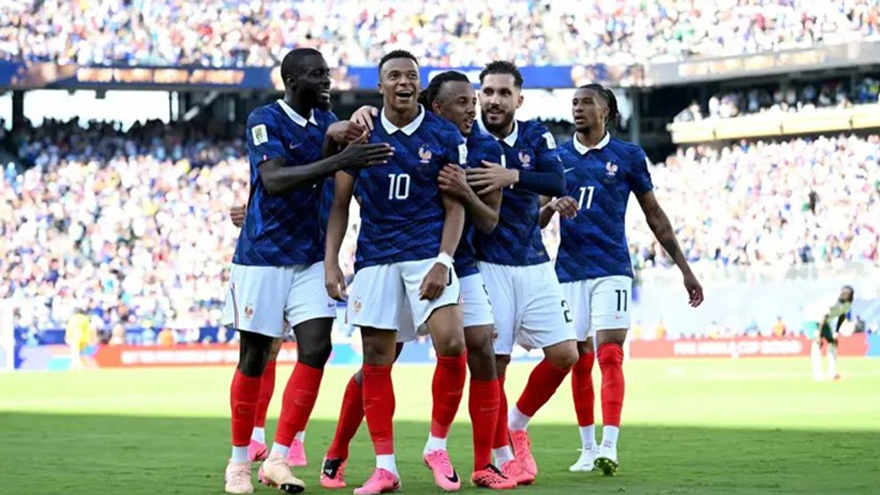Dünya Kupası'nda Mbappe şov! Fransa'dan Senegal'e geçit yok