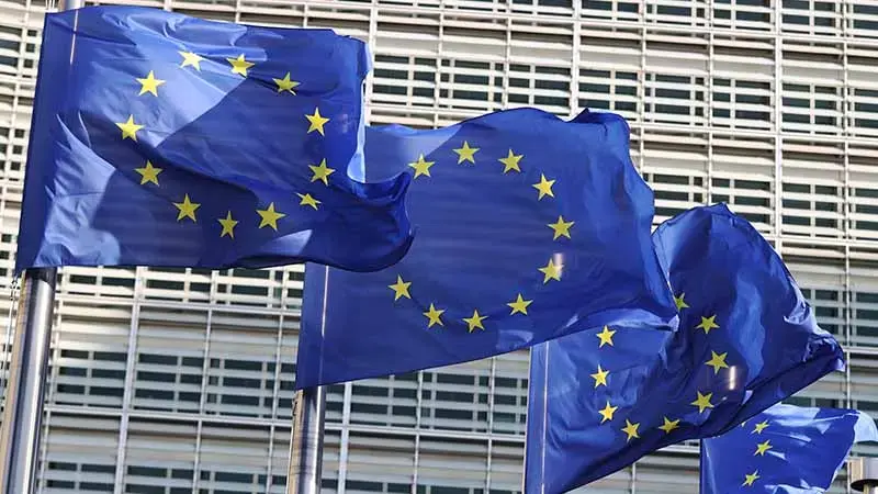 AB'den Google'a 890 milyon avro ceza