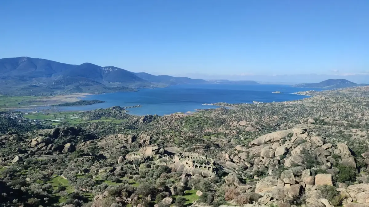 Milliyet Arkeoloji’den Latmos rehberi