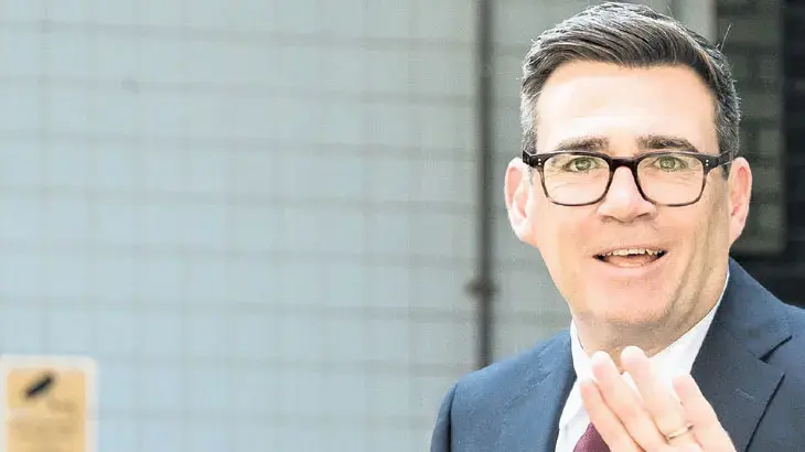 Burnham liderliği aldı