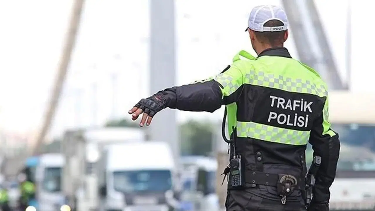 Trafikte stajyer sürücü dönemi sertleşiyor: Meclis'e gelen teklifle kurallar sil baştan