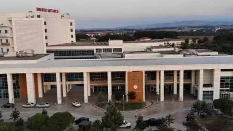 Samsun'da gıda zehirlenmesi şüphesi; yaklaşık 200 kişi etkilendi