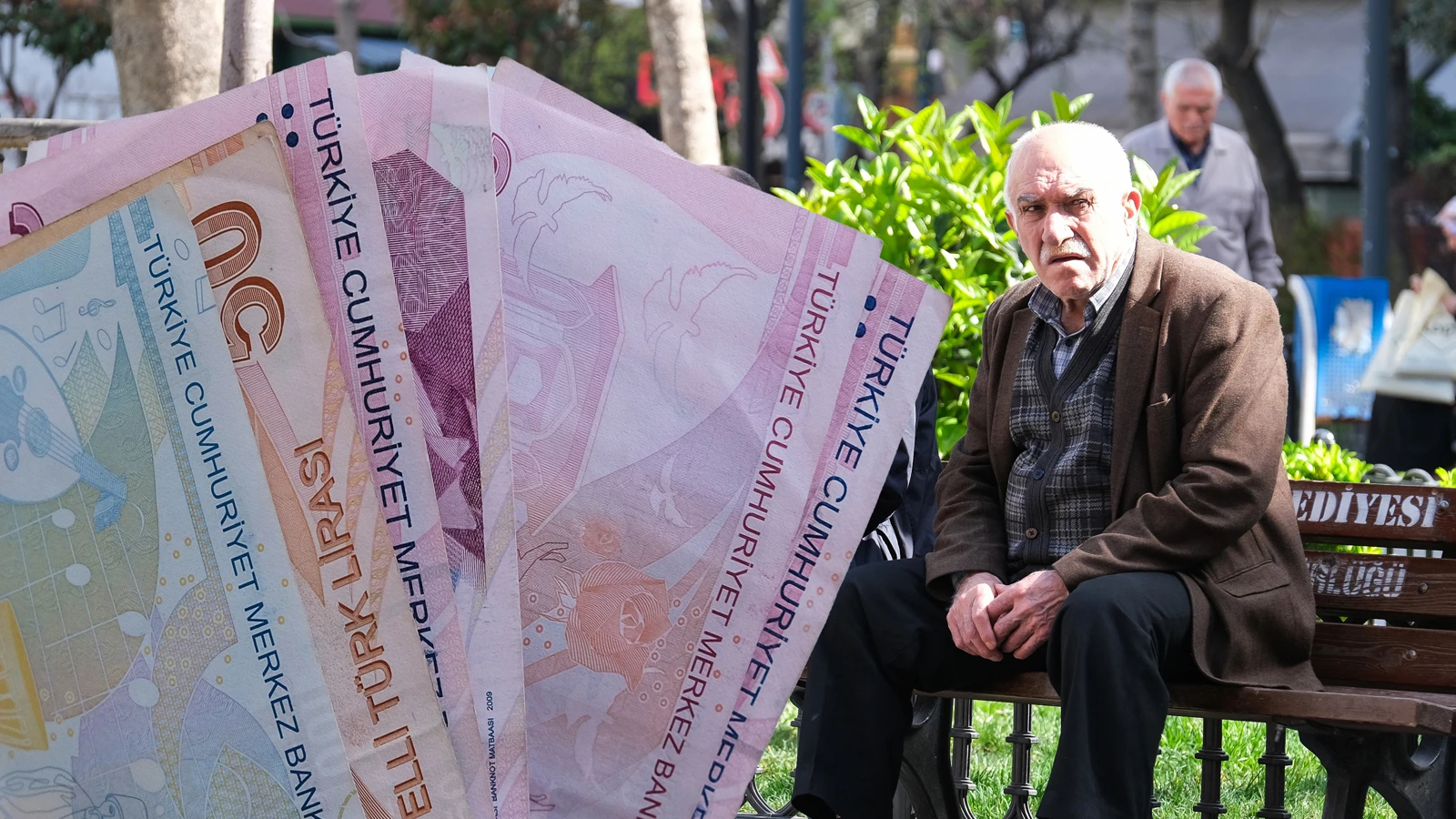 20 bin TL emekli maaşı için yeni hesap: Zamlı ödeme tablosu ortaya çıktı