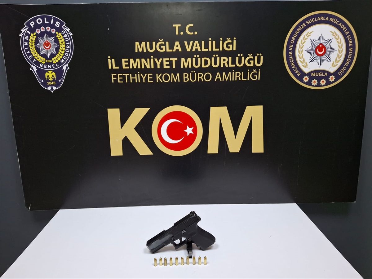 Muğla'da "silahlı yağma" suçundan aranan firari hükümlü yakalandı