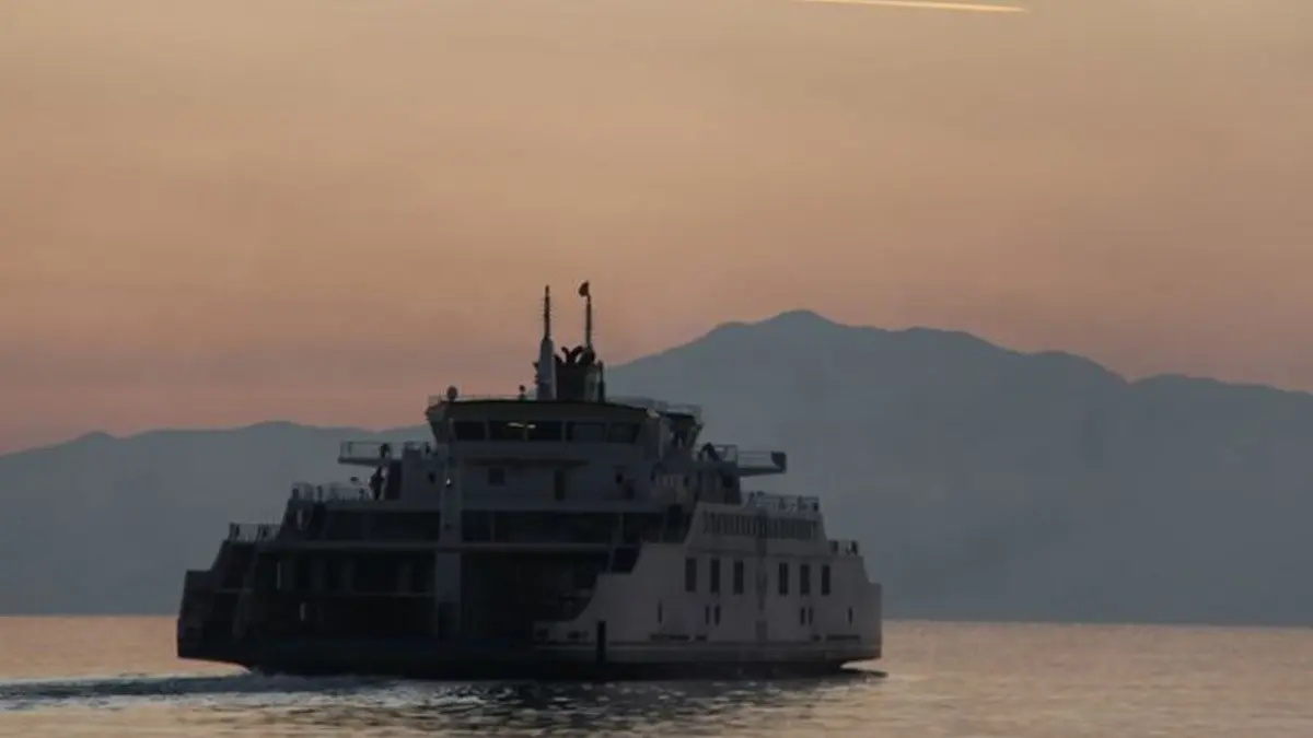 5 ay sonra seferler başladı! İranKatar deniz hattı yeniden açıldı