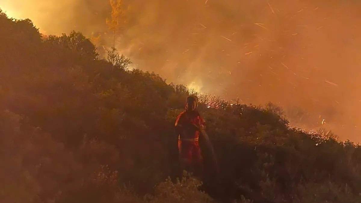 Muğla’da iki ilçede yangın alarmı