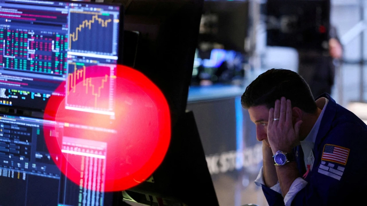 ABD'de borsa sert düştü