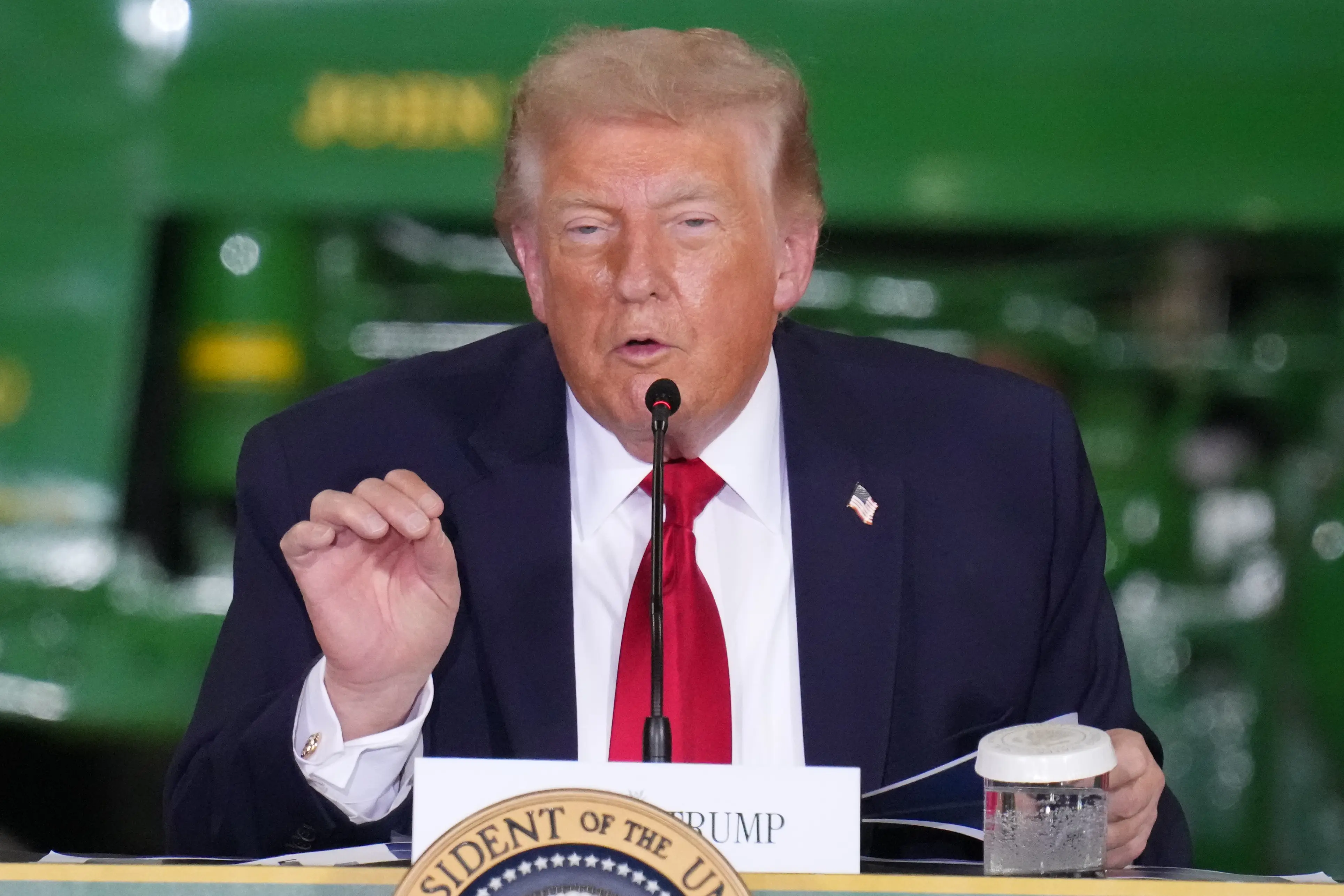 Trump'ı çileden çıkaran röportaj: Ya sahtekarsınız ya da aptalsınız
