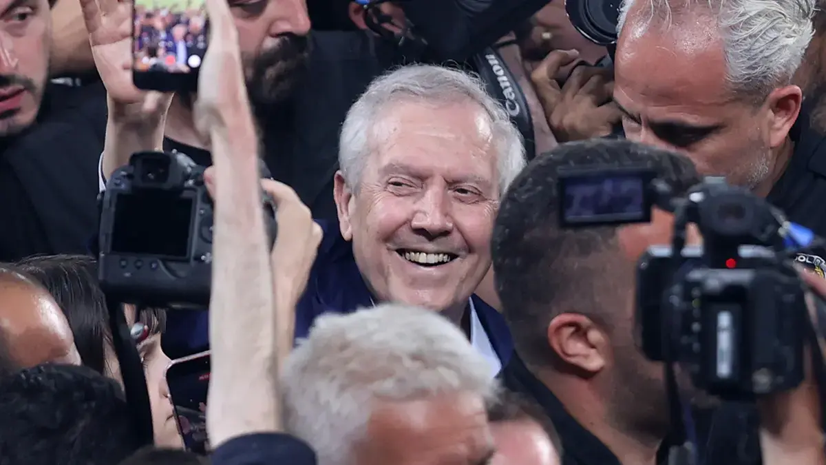 Fenerbahçe Başkanı Aziz Yıldırım, ilk transferini açıklamaya hazırlanıyor