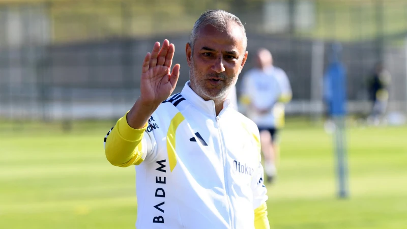İsmail Kartal'ı görünce gözleri doldu: Kampın en iyisi olarak takımda kalıyor
