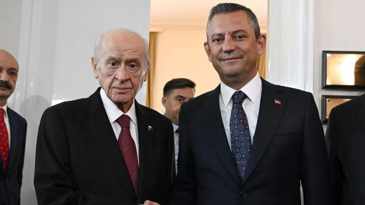 Bahçeli'den 'Yeni Parti' yorumu: Özel’in üzülmesini, hırpalanmasını arzu etmeyiz