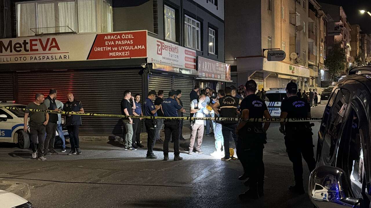 Kocaeli'de iki grubun tartışması kanlı bitti: Yoldan geçen bir kişi de vuruldu