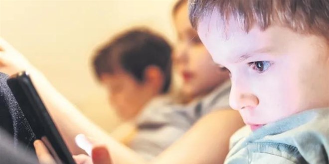 Çocuklarda ekran süresini azaltmanın yolları