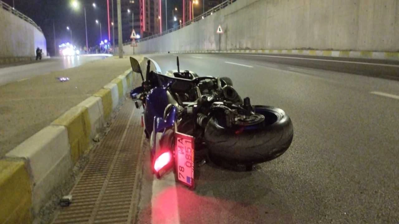 Hayatının baharında iki üniversite öğrencisi motosiklet kazasında öldü