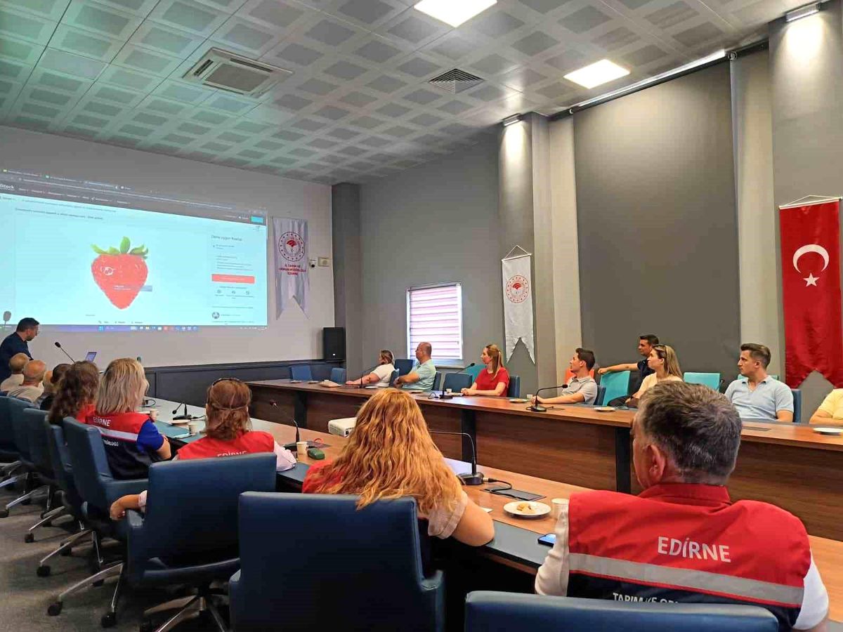 Edirneli sera üreticileri dijital pazara hazırlanıyor