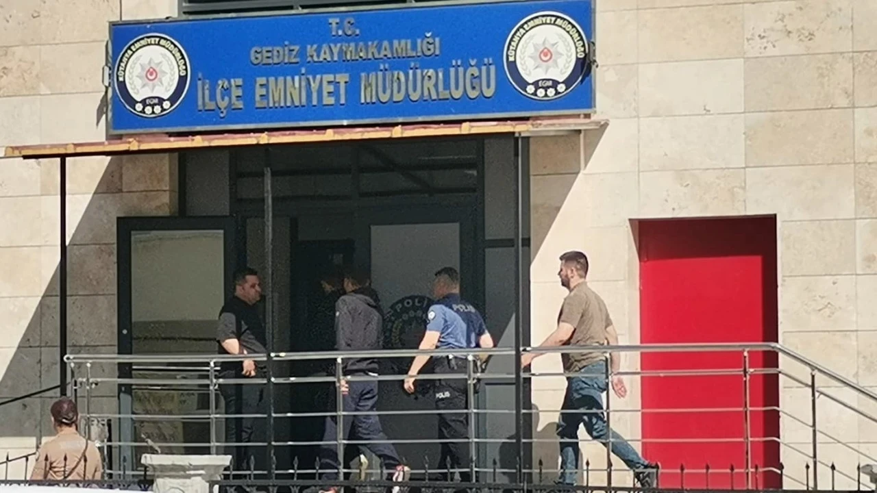 İlçede rezalet! 14 yaşındaki kız çocuğuna şantajla istismar