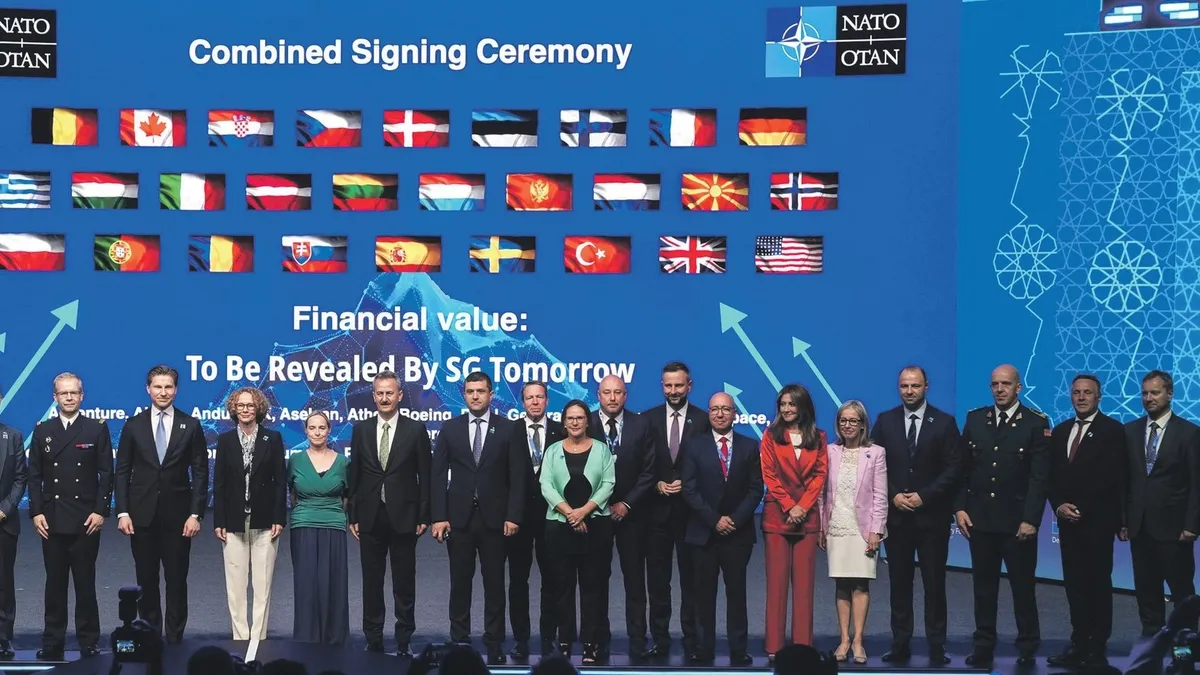 Ankara'daki NATO zirvesinde küresel savunmaya Türkiye imzası: Milyarlık savunma anlaşmaları imzalandı
