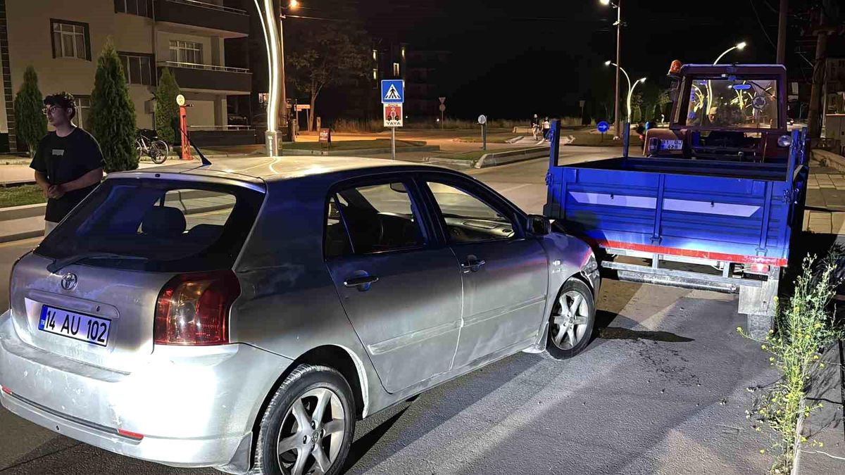 Bolu'da kontrolden çıkan otomobil römorka çarptı
