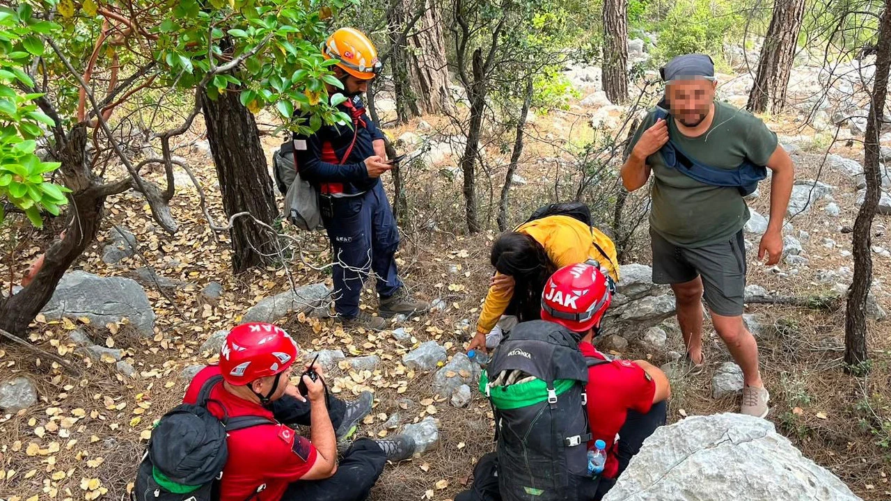 Antalya'da dağda dehşet anları: Sarp kayalıklarda can pazarı