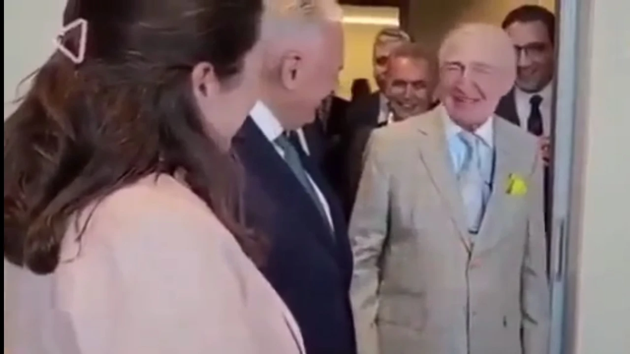 Rahmi Koç ırkçılığı mizah sanıyor: Kürt kadını hakkındaki iğrenç fıkrasına tepki yağıyor