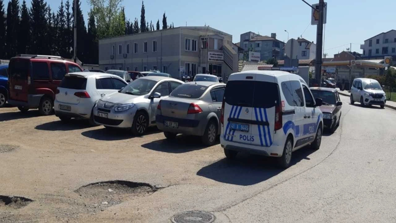 Kocaeli'de erkek dehşeti: Husumetli olduğu kadını bıçakladı