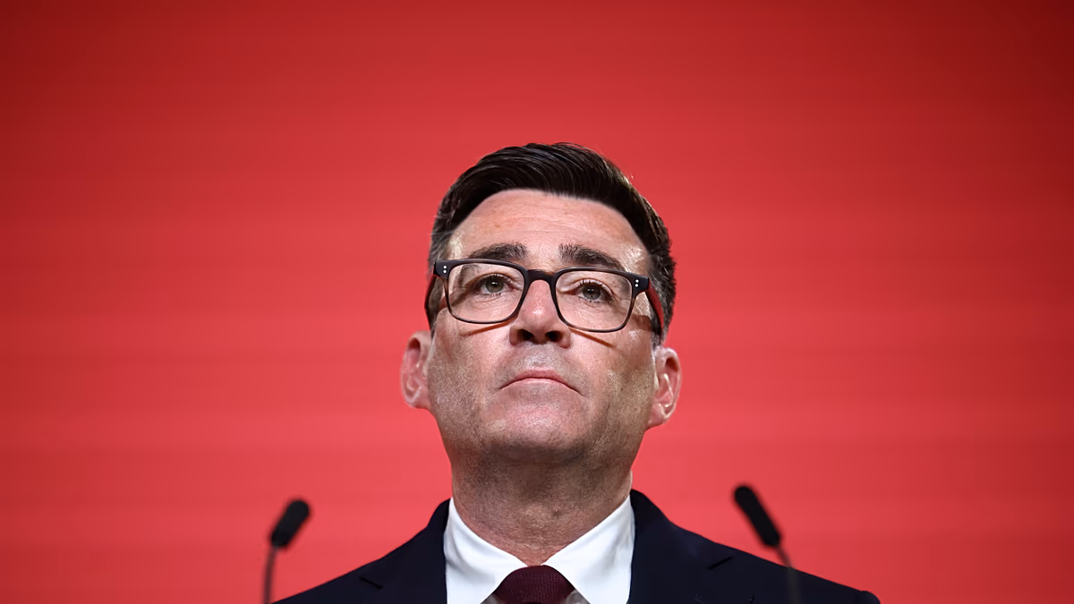 İngiltere'de Andy Burnham dönemi soru işaretleriyle başlıyor