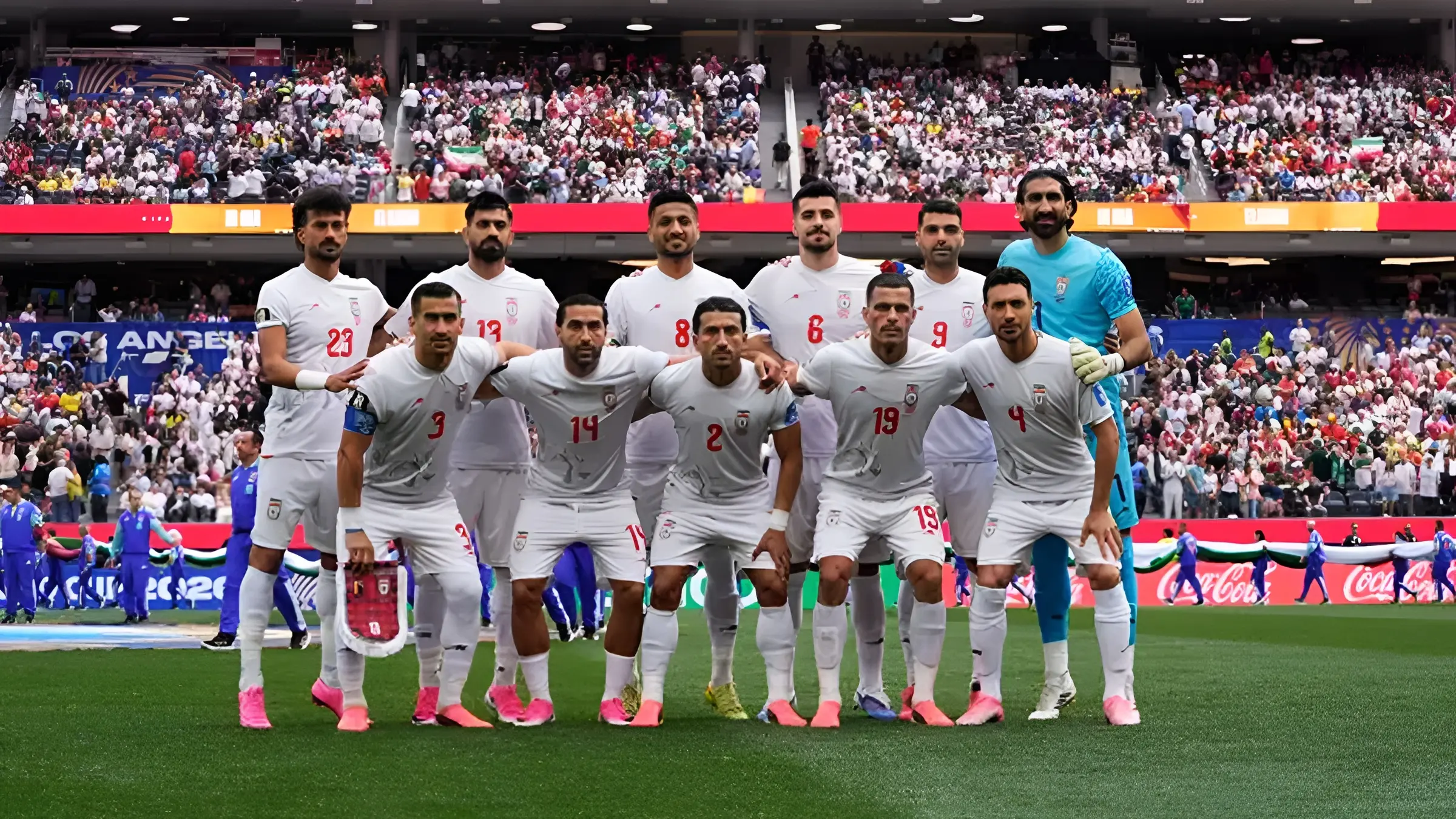 İran Milli Futbol Takımı Los Angeles'ta 'mesaj' bıraktı