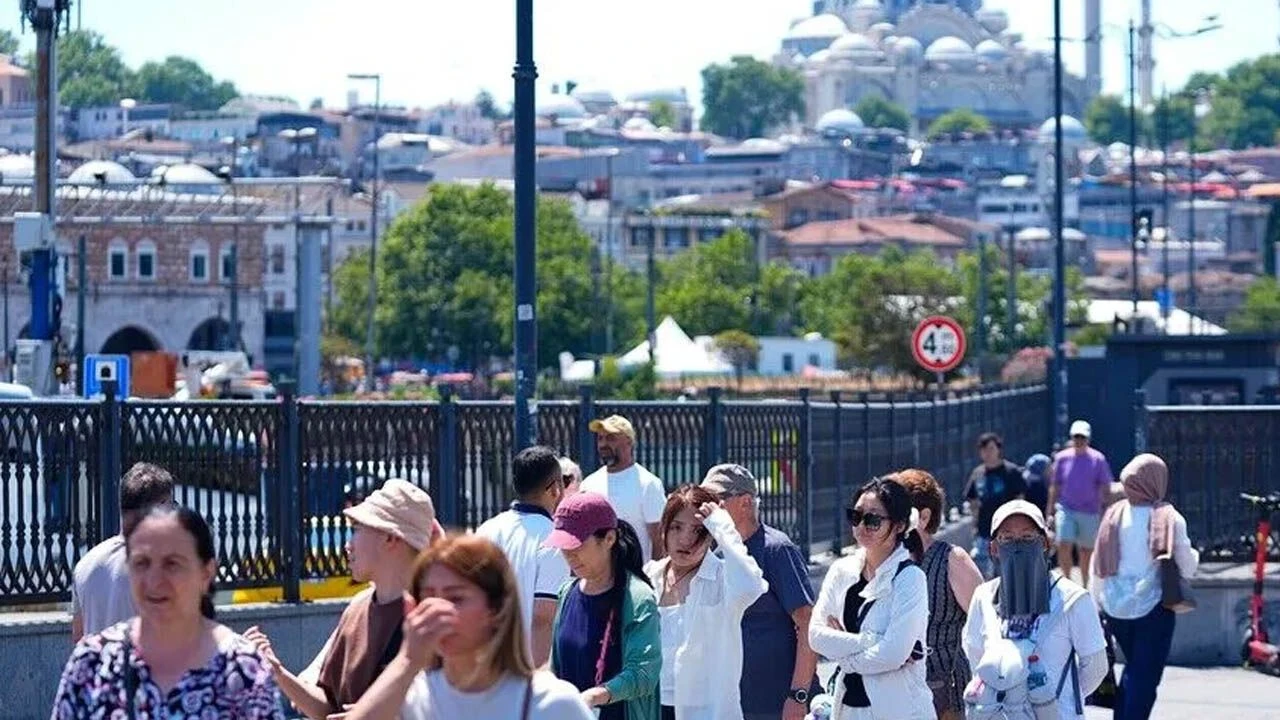 İstanbul'da sıcak hava alarmı! Valilik uyardı