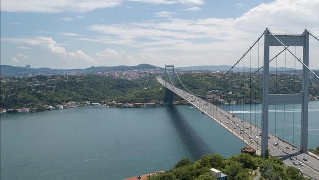 İstanbul Boğazı'nda cansız beden alarmı: Bölgede arama yapılıyor