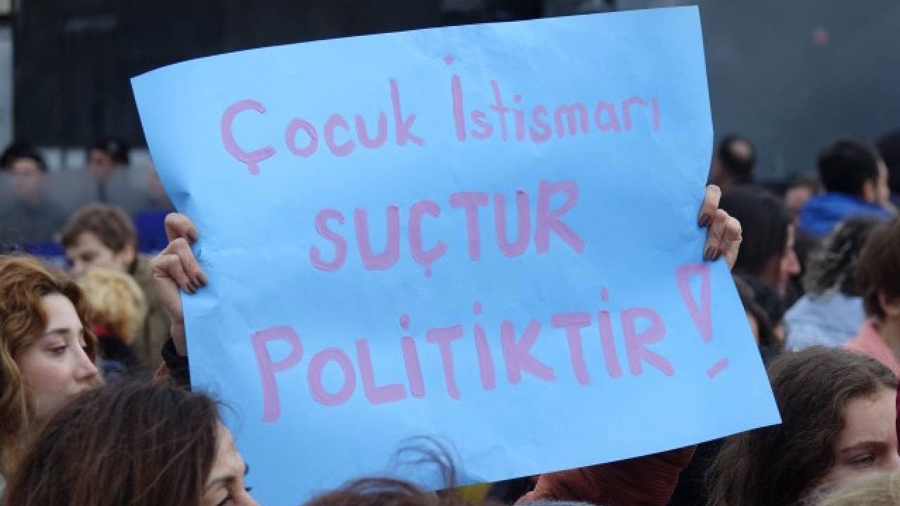 "Çocuğa cinsel taciz cezasına erteleme" kararı bozuldu; AYM: Deliller yeterince incelenmedi