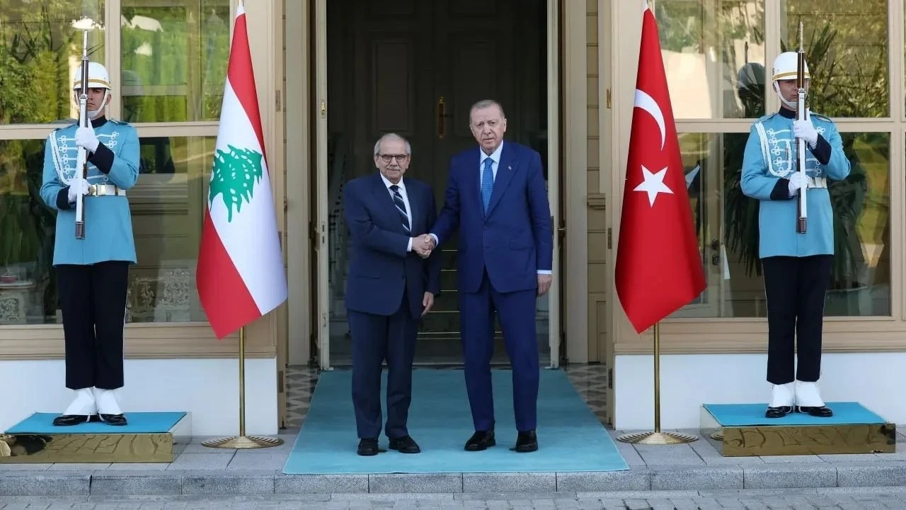 Cumhurbaşkanı Erdoğan'dan diplomasi trafiği: Lübnan ve Liberya liderleriyle kritik görüşme