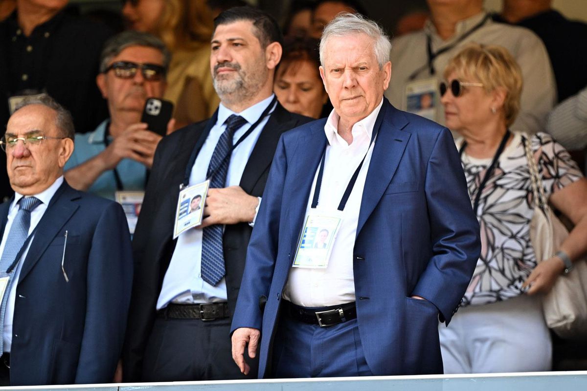 Aziz Yıldırım çok büyük geliyor! Fenerbahçe'ye kapı gibi stoper