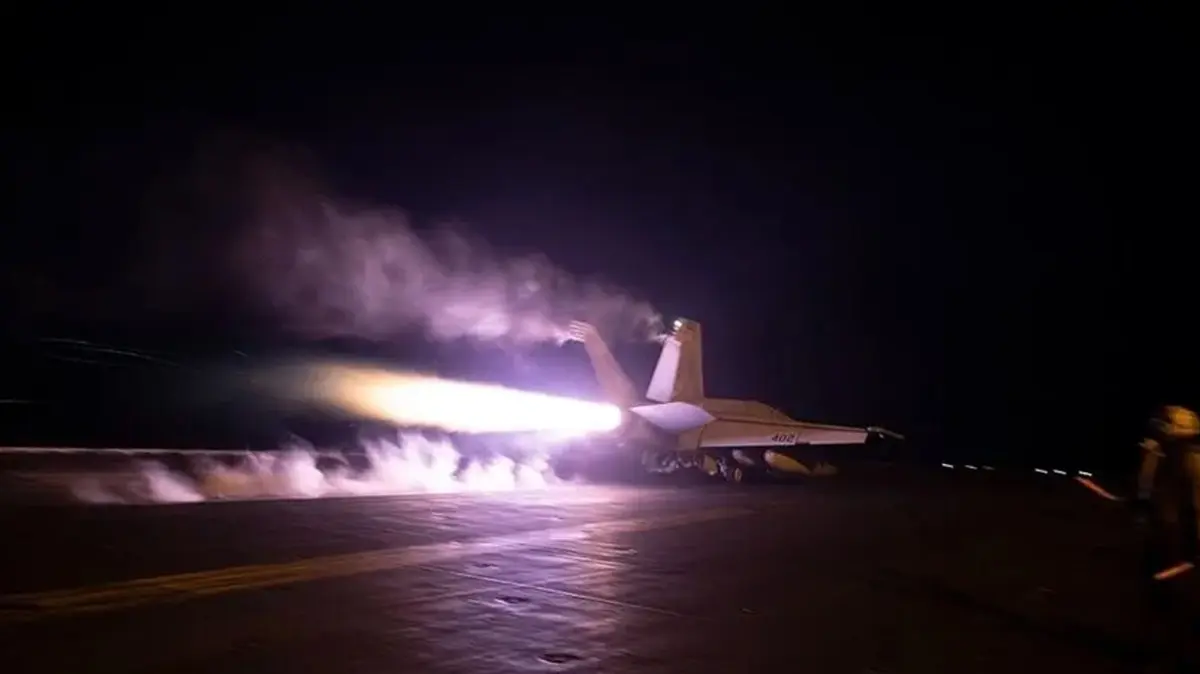 Yemen'deki Husi mevzilerine hava saldırısı