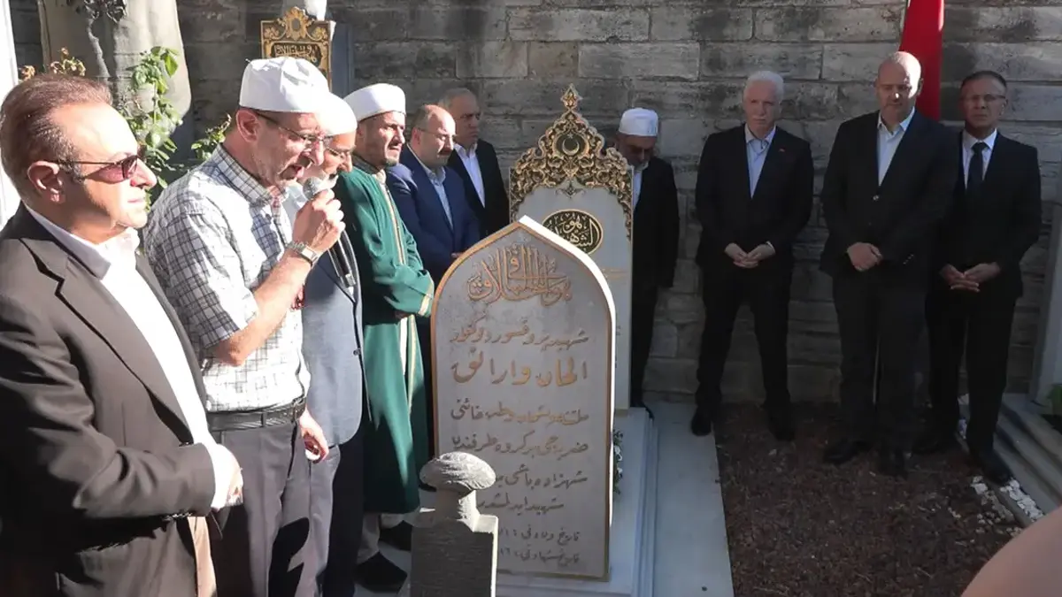 15 Temmuz şehidi Prof. Dr. İlhan Varank kabri başında anıldı