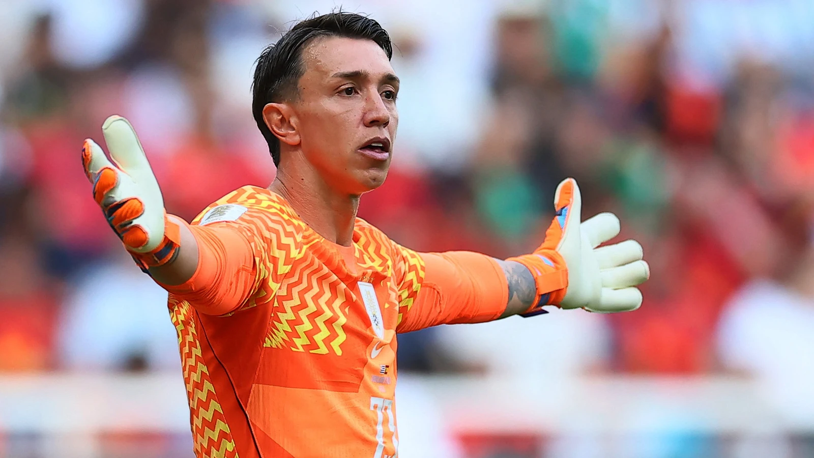 Muslera'dan Dünya Kupası'na hüzünlü veda: Yaptığı hatalar Uruguay'ı yaktı