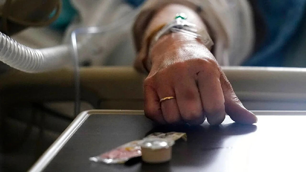 Fransa'da "ötenazi" meclis oylamasıyla kabul edildi