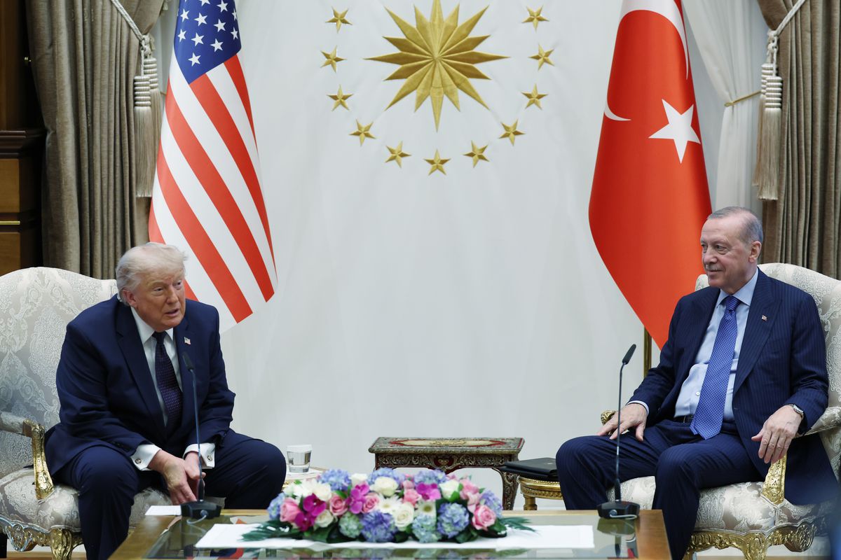 Trump: CAATSA yaptırımlarını kaldırıyoruz, dostlarımıza müeyyide uygulamıyoruz