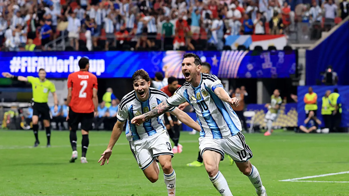 Julian Alvarez: Messi efsane olduğunu gösterdi!