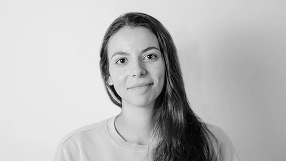 Eirini Makarouni mimarlığı eleştirel yaklaşımla ele alıyor