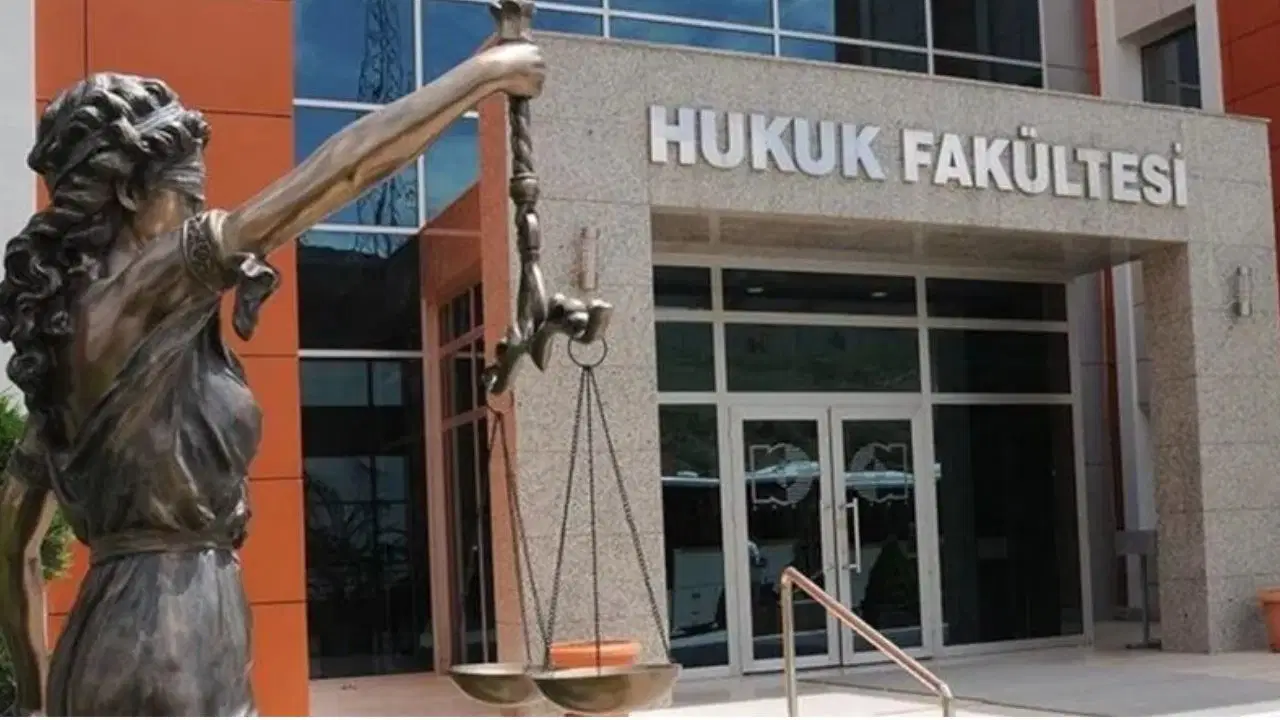 Hukuk fakültesi taban puanları ve başarı sıralamaları: Hukuk fakülteleri hangi puanlar ile alıyor?