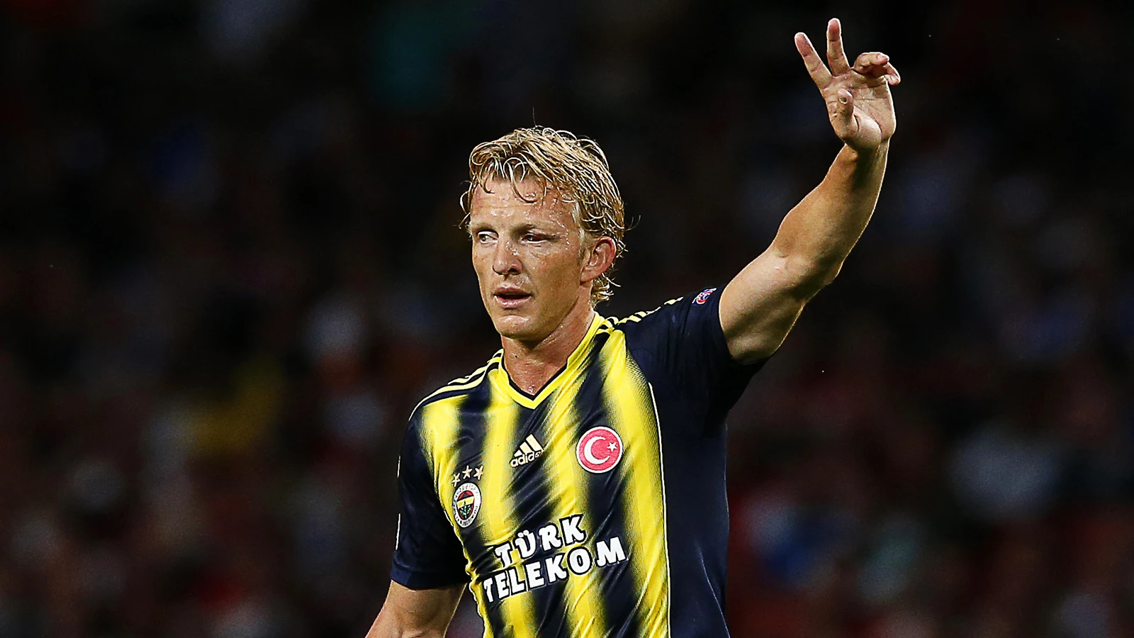 Dirk Kuyt, 11 yıl sonra Fenerbahçe'ye geri döndü