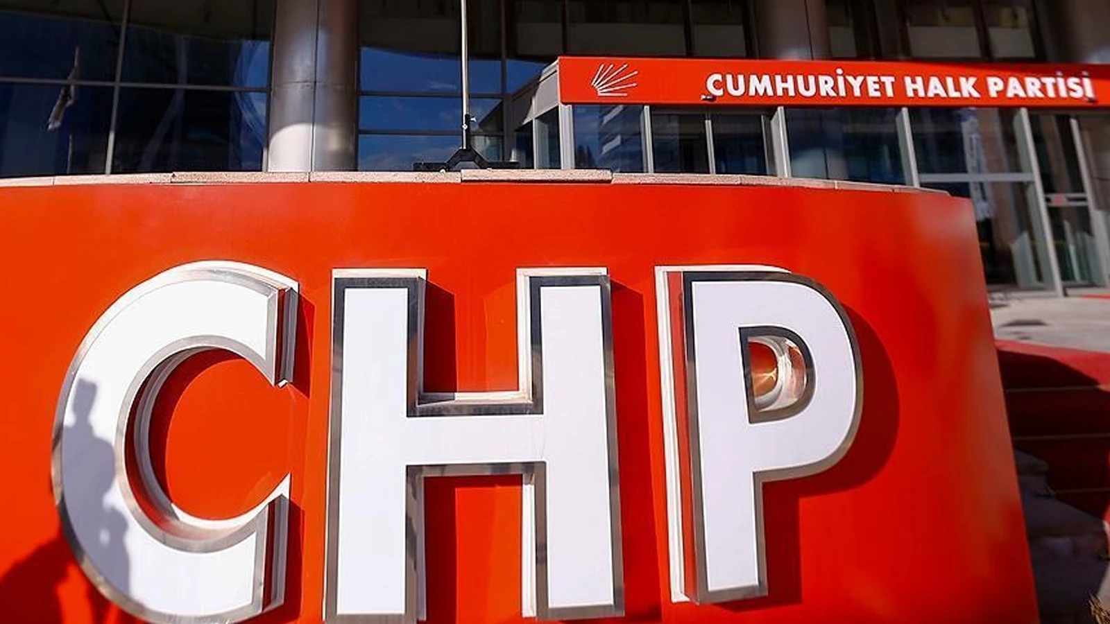 CHP'den AYM'ye başvuru